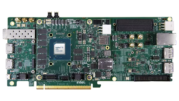 Altera Agilex 5 FPGA E 系列模块化开发套件
