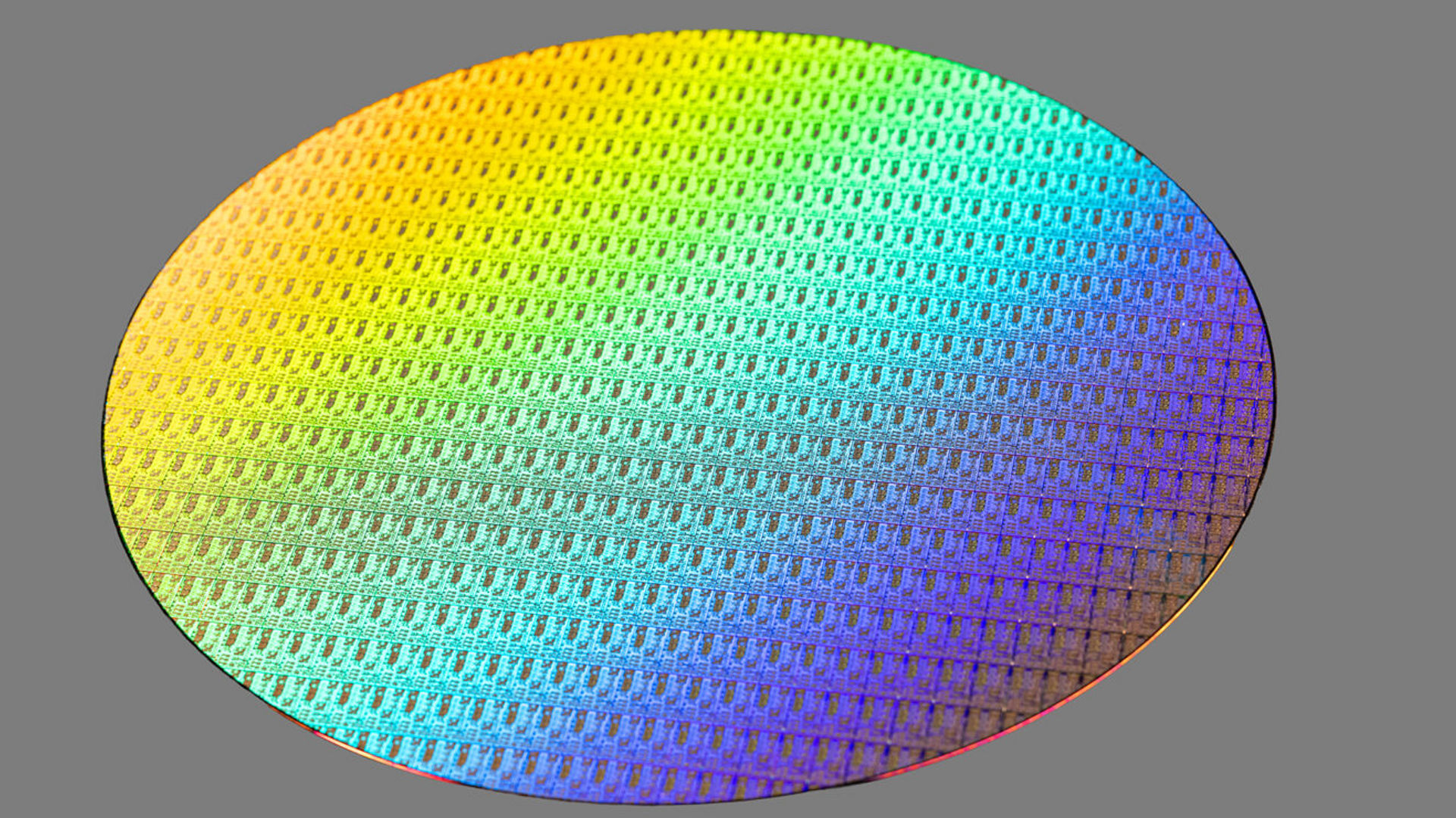 Silicon wafer of Intel Core Ultra Series 3 processors.