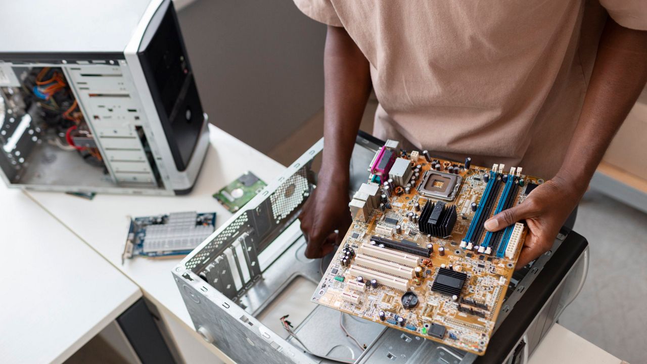 Mais de 15 milhões de computadores precisam ser atualizados devido à rápida transformação tecnológica