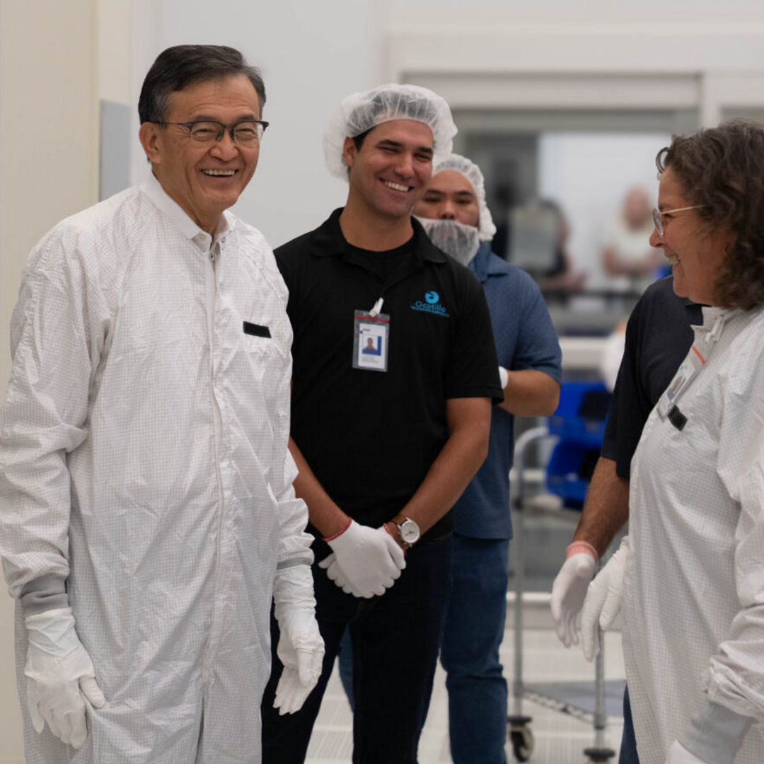 Intel CEO Lip-Bu Tan gowns up in a clean room bunny suit inside Fab 52 in Chandler, Arizona ahead of his October 2025 tour of the new factory building processors on Intel 18A. Joining him on the tour is Zivit Katz-Tsameret (right), Vice President, Intel Foundry Manufacturing and Supply Chain and Arizona Factory Manager. Anyone entering a semiconductor manufacturing environment must wear appropriate personal protective equipment (PPE), including what is popularly known as a "bunny suit," to prote