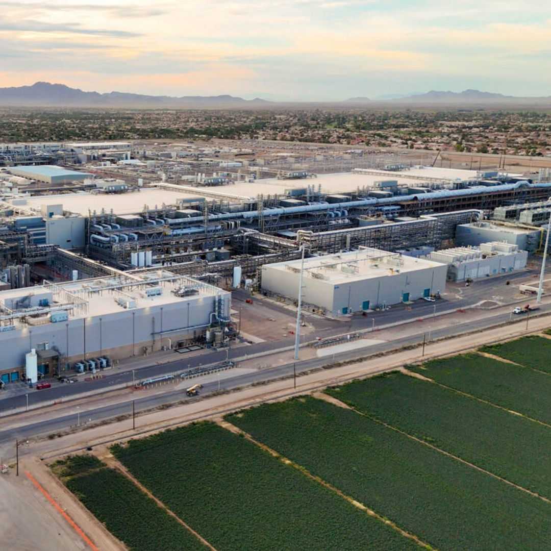 A drone photo shows Intel’s new Fab 52 in Chandler, Arizona, in September 2025. Fab 52 is Intel’s fifth high-volume fab at its Ocotillo campus. This facility will produce the most advanced logic chips in the United States and is part of the $100 billion Intel is investing to expand its domestic operations.