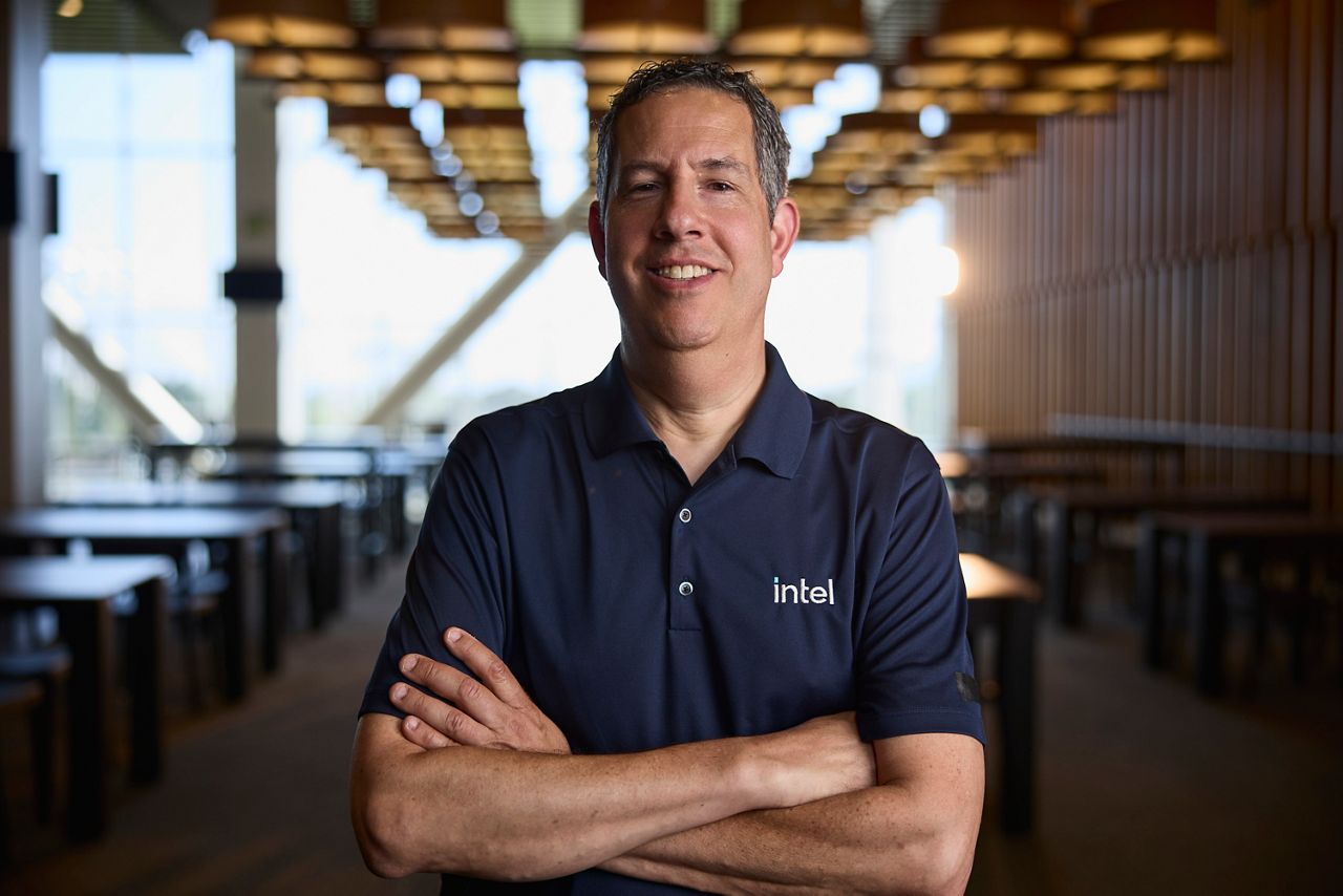 Bay Area lifestyle photographer Raymond Rudolph photographs Intel and ai-io tech used by the San Francisco 49ers training staff at Levi's Stadium in Santa Clara, California