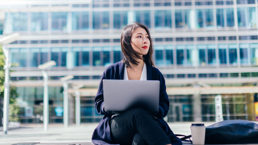 How to Select Business Laptop for Online Collaboration: Ultimate Guide