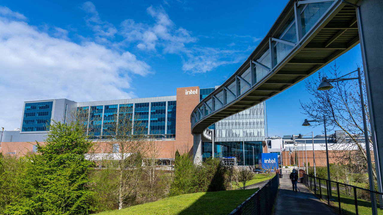 Image of the Intel Oregon facility