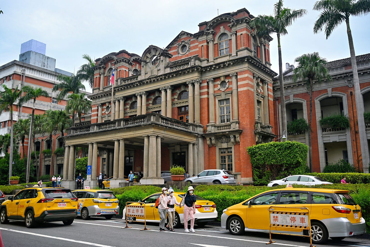 國立臺灣大學醫學院附設醫院建築