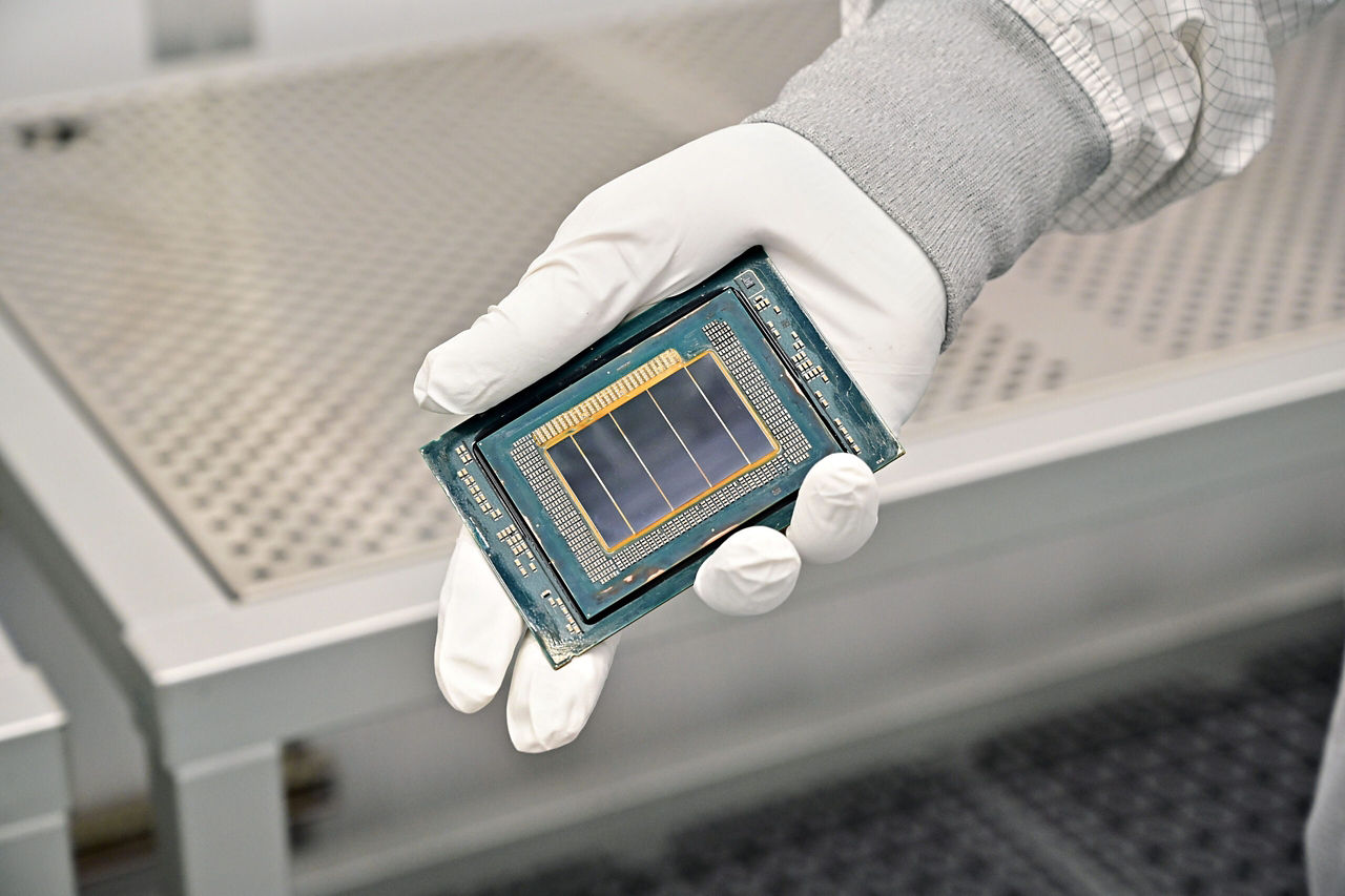 Xeon 6 Plus Delidded 2 Scaled