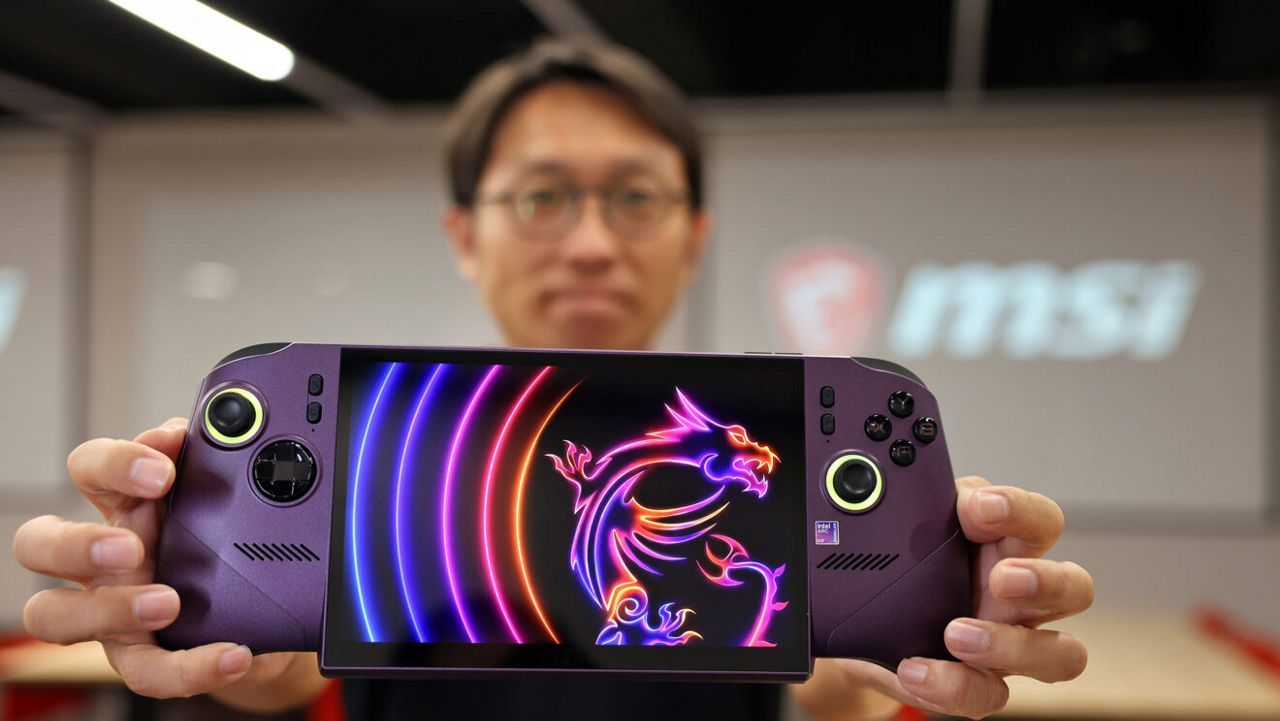 MSI-Claw-8-Joseph-Shih-1920x1080