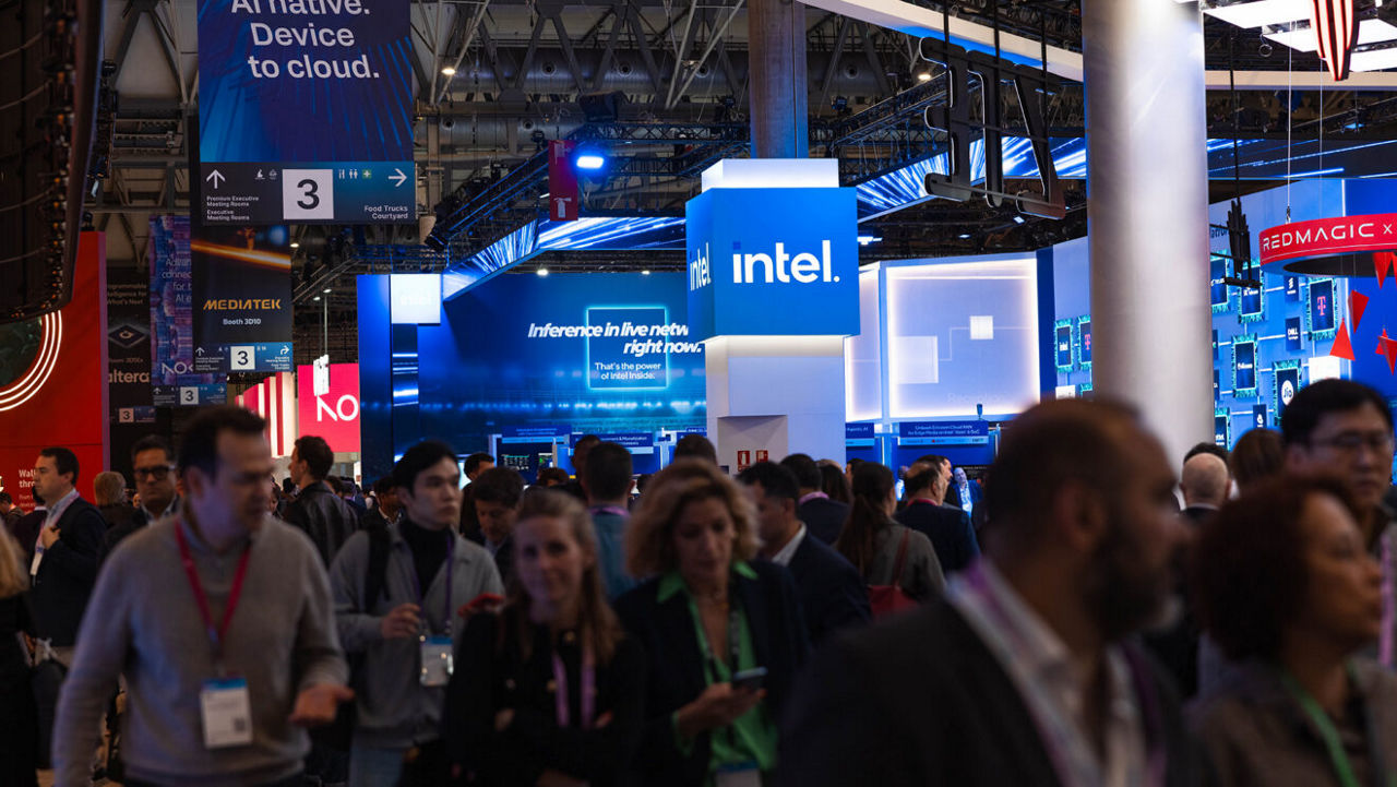 Mwc 2026 Booth 14 Demos Showcase 16X9