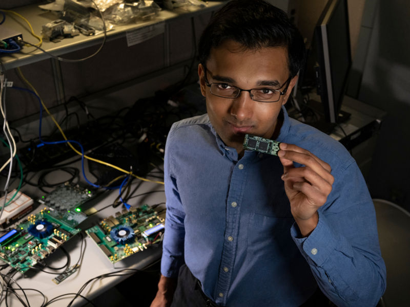 How a Computer Chip Can Smell without a Nose