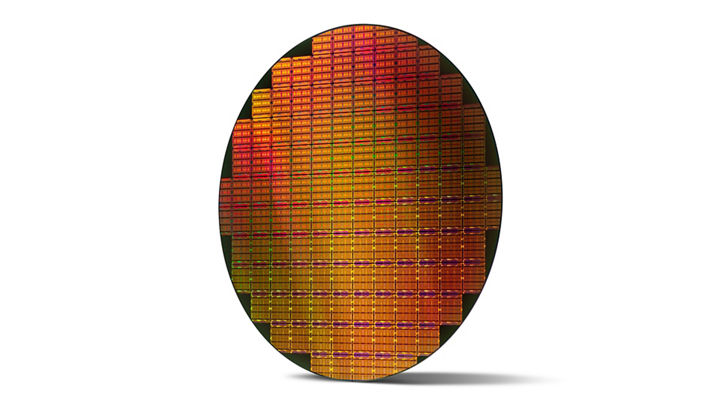 https://intelcorp.scene7.com/is/image/intelcorp/newsroom-intel-xeon-6-e-cores-8:1920-1080?wid=720&hei=405