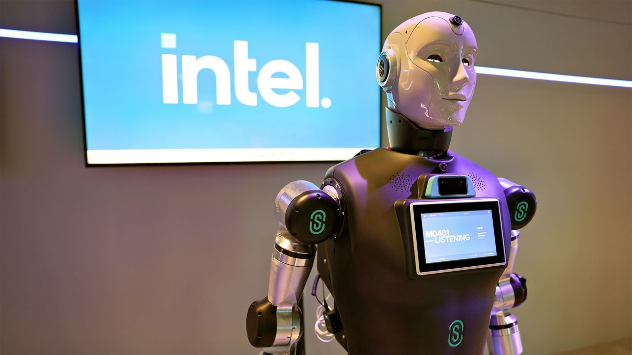 RoBee humanoid robot from Oversonic Robotics