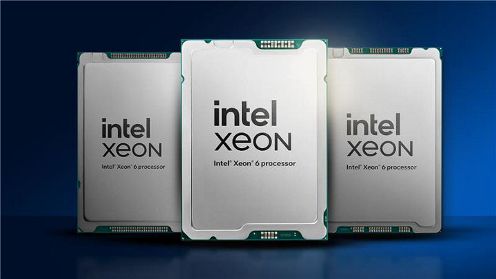 Three Intel® Xeon® processors shown side by side on a blue background